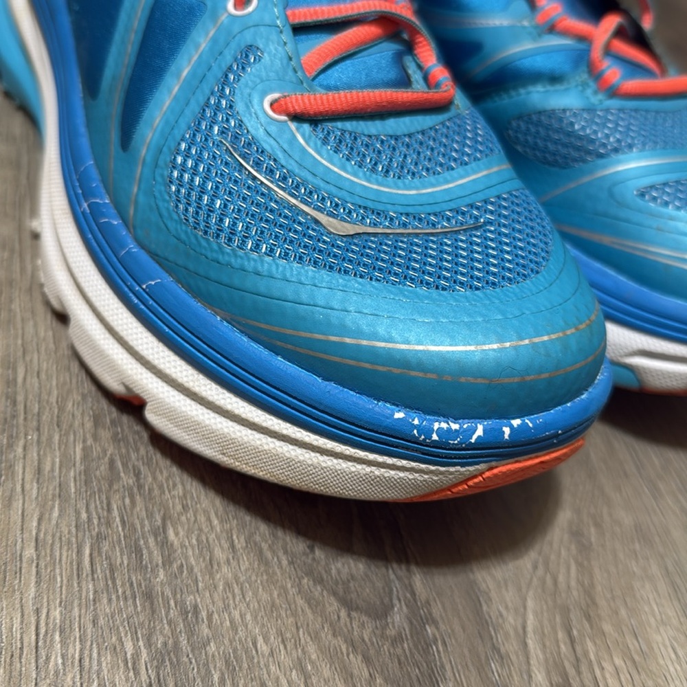 Hoka One One Constant Sneakers Women’s size 9 Width: W - Picture 4 of 6